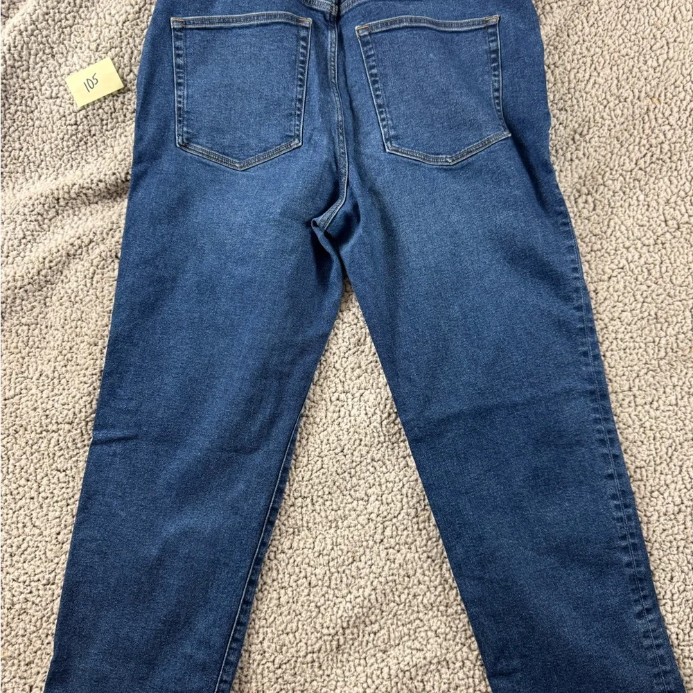J. Crew Essential Straight Button Fly Blue Jeans size 32 - Picture 5 of 8